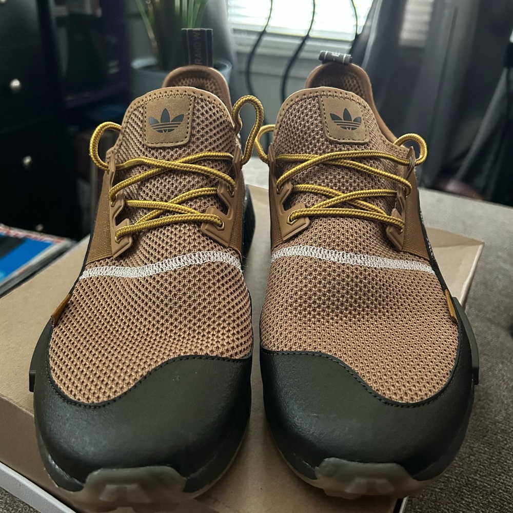 Adidas Men's Tan and Yellow Sneakers - Picture 7 of 7